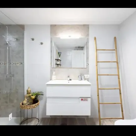 Paraiso H7 شقة بالم مار
